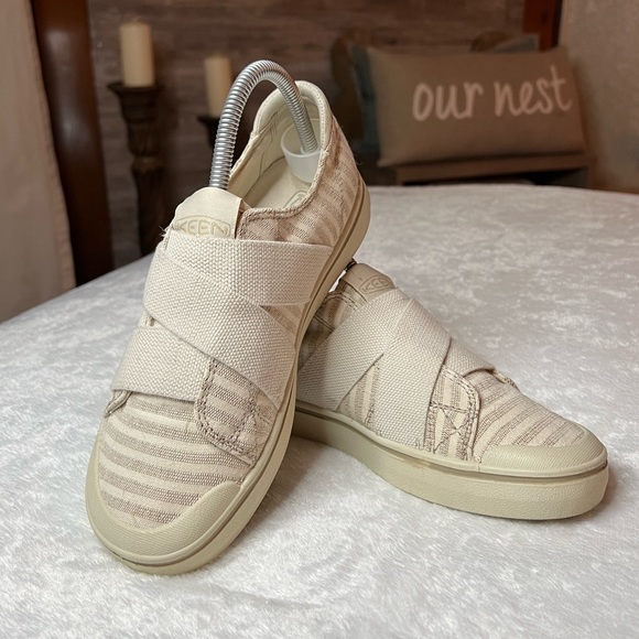 KEEN “Elsa” Tan Striped Slip On Sneaker 6.5 - Picture 11 of 16
